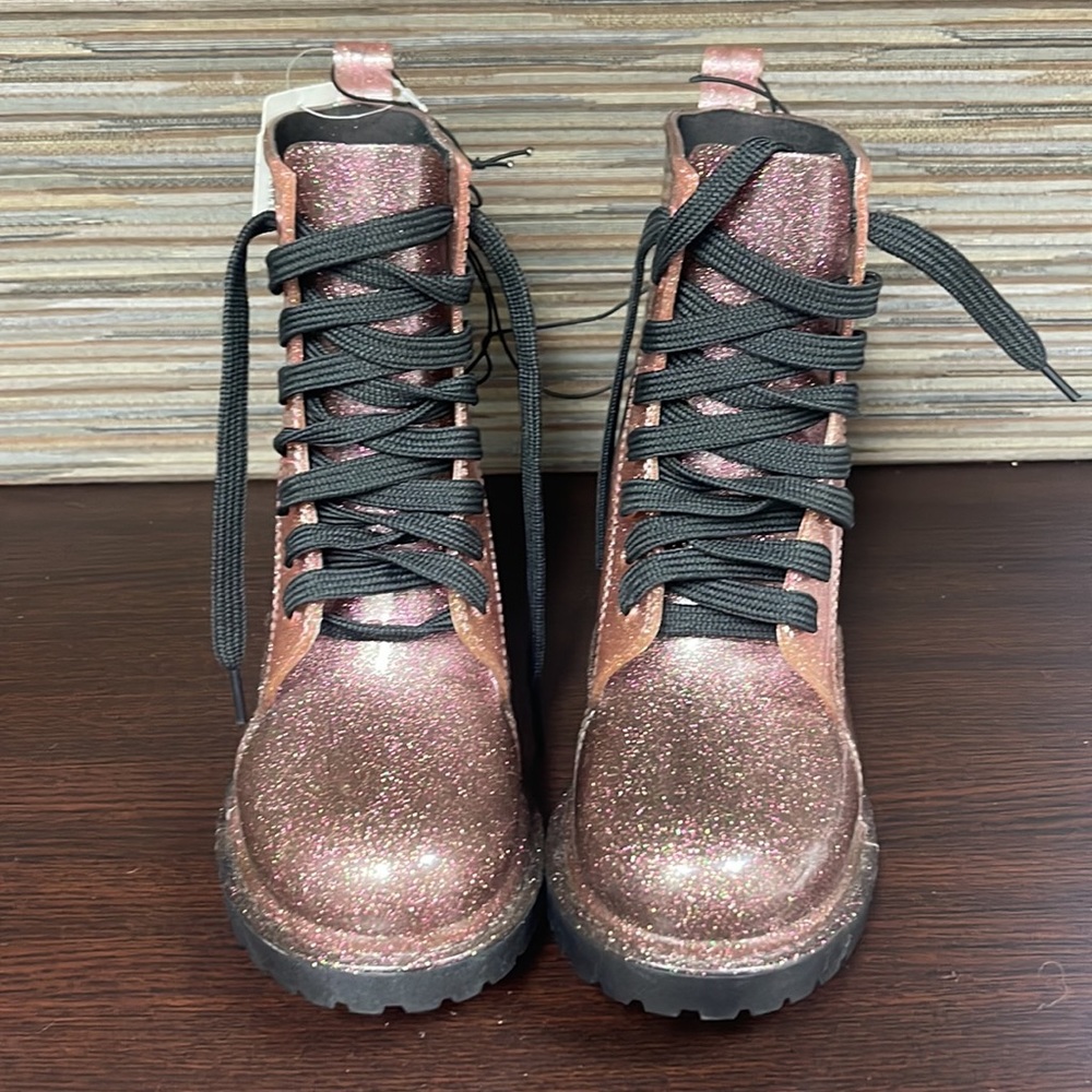 SPLASH boots for the little princess! Perfect for fall/spring - Picture 2 of 6